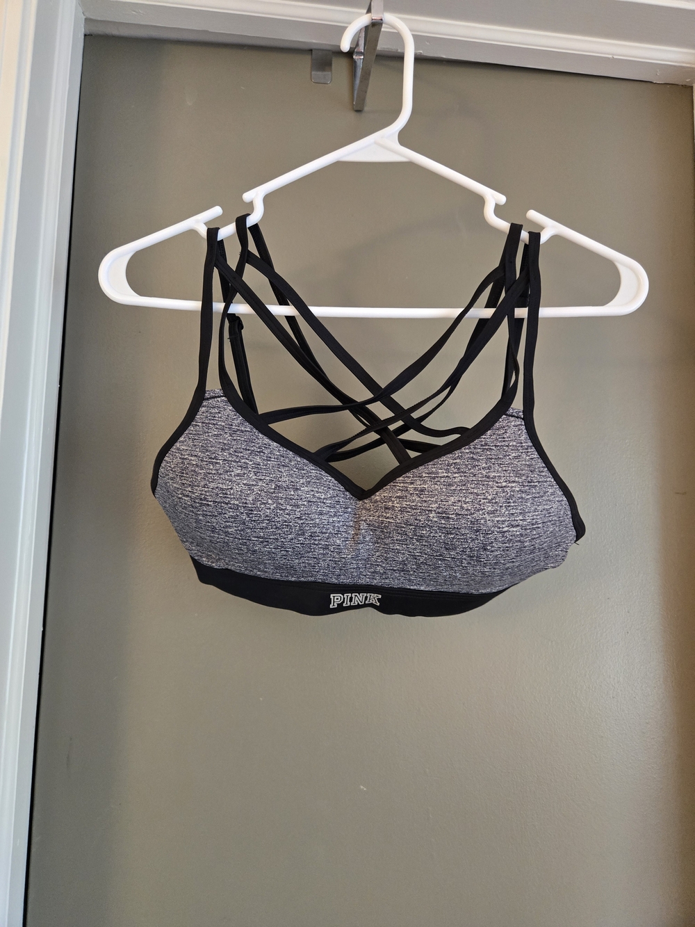 PINK Victoria's Secret Heather Gray & Black Strappy Sports Bra